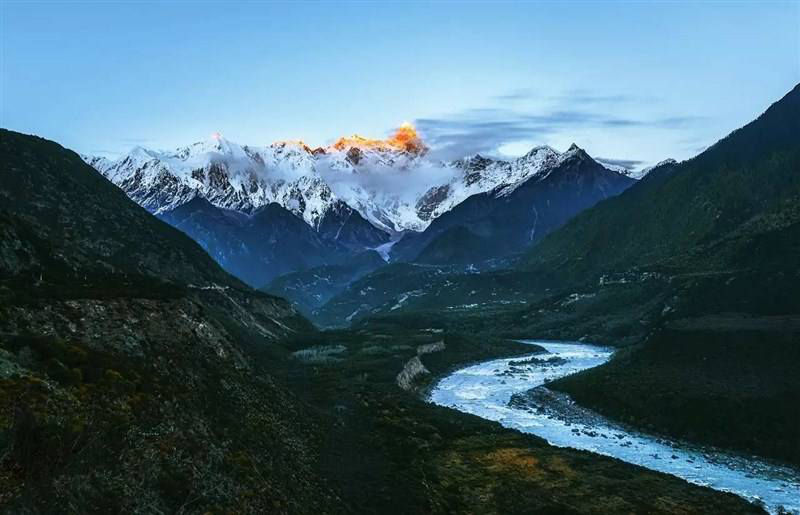 苯日神山